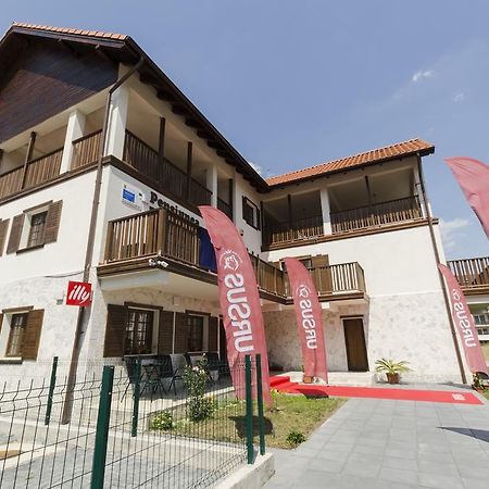 Pensiunea Carol Floreşti Exterior foto